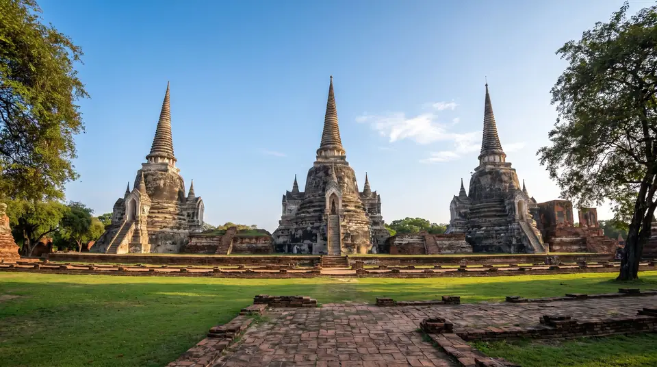 เจดีย์สามองค์ของวัดพระศรีสรรเพชญ์ อยุธยา